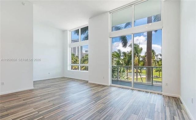 1900 N Bayshore Dr 506, Miami, FL 33132