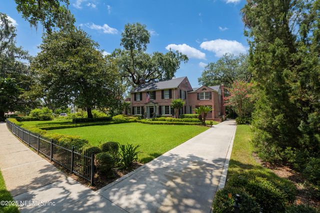 2127 RIVER Road, Jacksonville, FL 32207