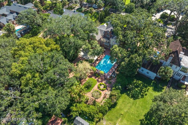 2127 RIVER Road, Jacksonville, FL 32207