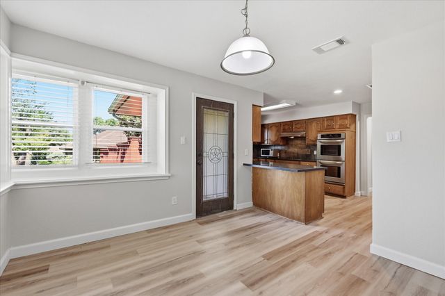 2625 Ramblewood Drive, Carrollton, TX 75006