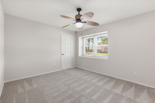 2625 Ramblewood Drive, Carrollton, TX 75006