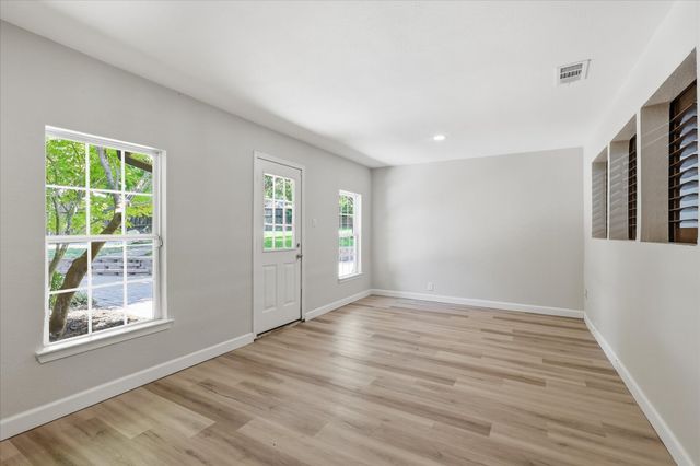 2625 Ramblewood Drive, Carrollton, TX 75006