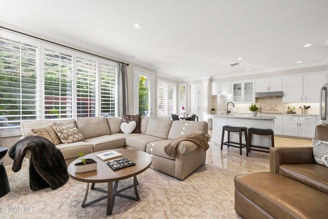 3031 Hollycrest Avenue, Thousand Oaks, CA 91362