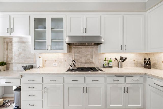 3031 Hollycrest Avenue, Thousand Oaks, CA 91362