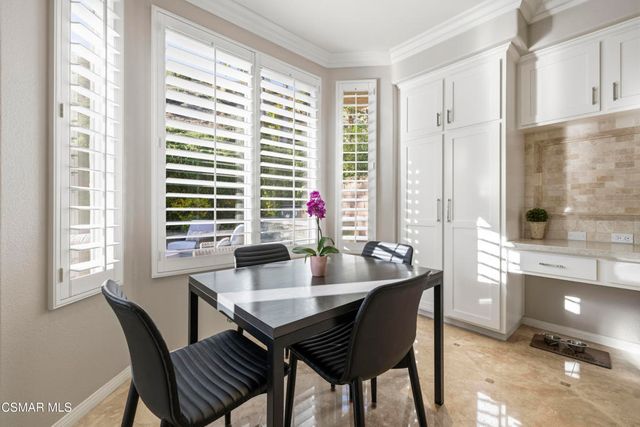 3031 Hollycrest Avenue, Thousand Oaks, CA 91362