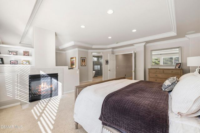 3031 Hollycrest Avenue, Thousand Oaks, CA 91362