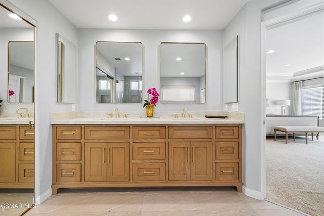 3031 Hollycrest Avenue, Thousand Oaks, CA 91362