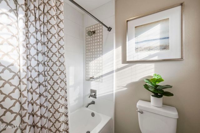 3031 Hollycrest Avenue, Thousand Oaks, CA 91362