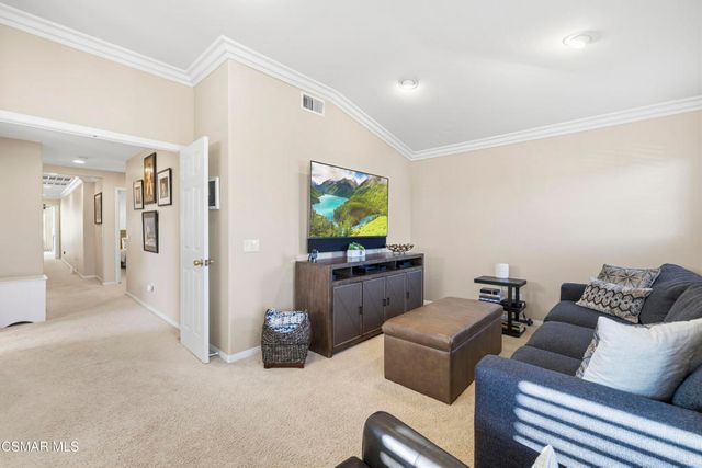 3031 Hollycrest Avenue, Thousand Oaks, CA 91362