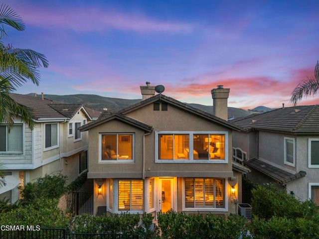 3031 Hollycrest Avenue, Thousand Oaks, CA 91362