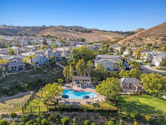 3031 Hollycrest Avenue, Thousand Oaks, CA 91362