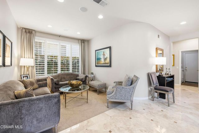 3031 Hollycrest Avenue, Thousand Oaks, CA 91362