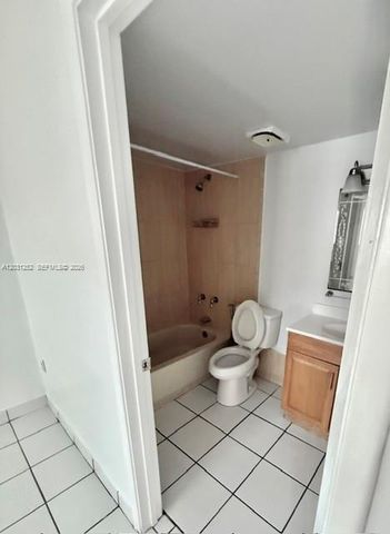 6175 W 20th Ave 302, Hialeah, FL 33012