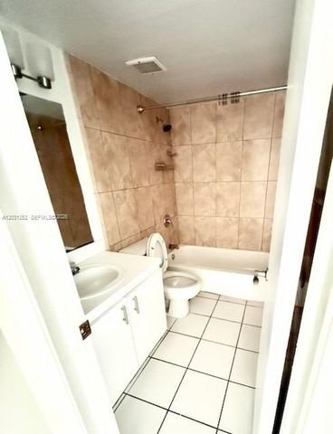 6175 W 20th Ave 302, Hialeah, FL 33012