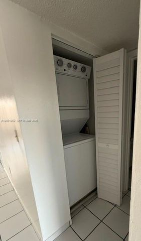6175 W 20th Ave 302, Hialeah, FL 33012