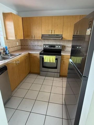 6175 W 20th Ave 302, Hialeah, FL 33012
