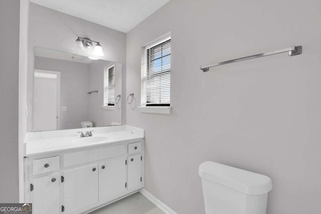 3033 Parkside Court, Snellville, GA 30078