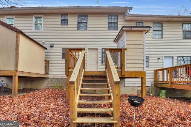 3033 Parkside Court, Snellville, GA 30078