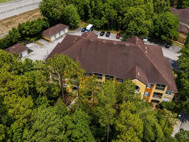 802 CREST PINES DRIVE 836, Orlando, FL 32828