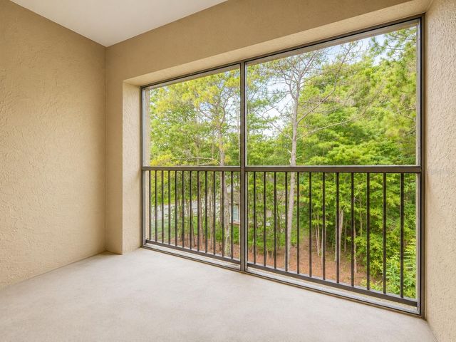 802 CREST PINES DRIVE 836, Orlando, FL 32828