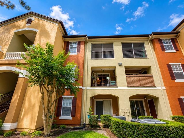 802 CREST PINES DRIVE 836, Orlando, FL 32828