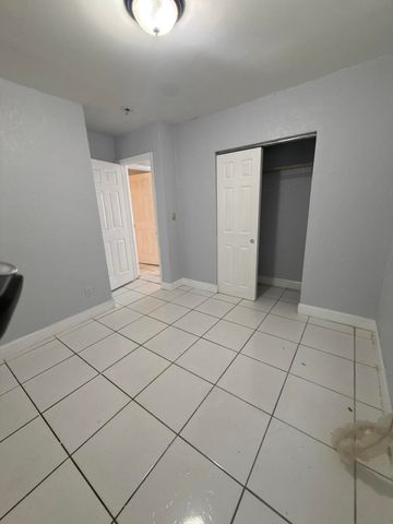 720 SW 7th Street 4, Dania Beach, FL 33004