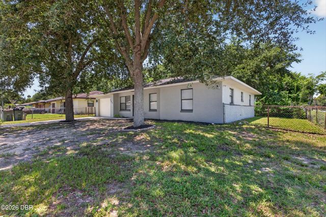 502 Loomis Trail, Daytona Beach, FL 32114