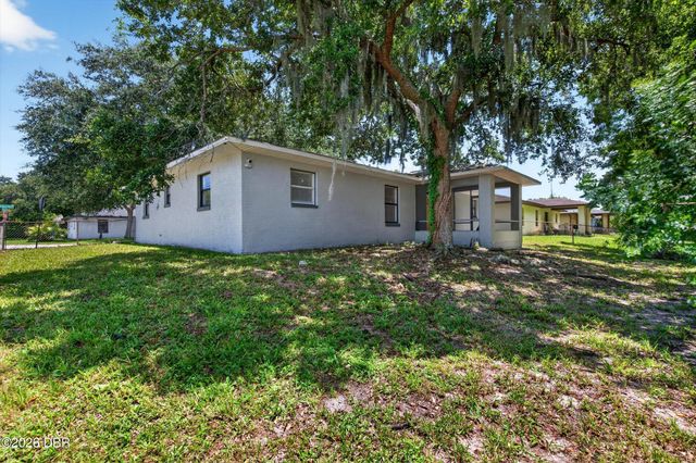 502 Loomis Trail, Daytona Beach, FL 32114