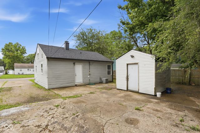 2246 N Goodlet Avenue, Indianapolis, IN 46222