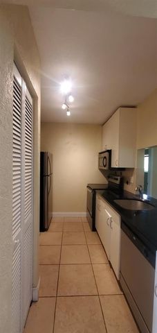 1444 Windsor Court 1, Fort Lauderdale, FL 33304