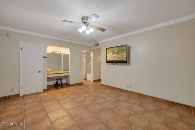 3542 E CAMELBACK Road, Phoenix, AZ 85018