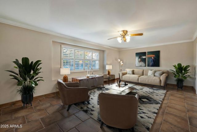 3542 E CAMELBACK Road, Phoenix, AZ 85018