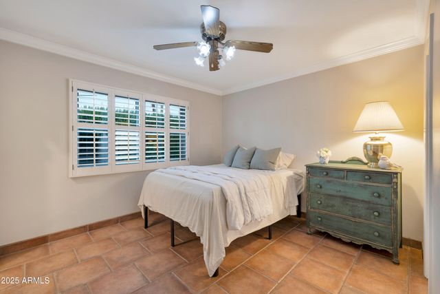 3542 E CAMELBACK Road, Phoenix, AZ 85018