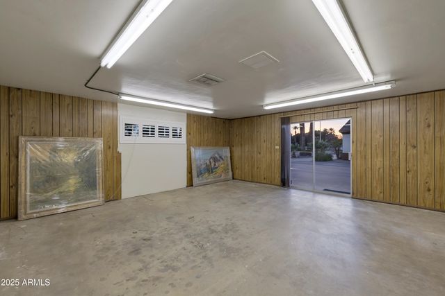 3542 E CAMELBACK Road, Phoenix, AZ 85018