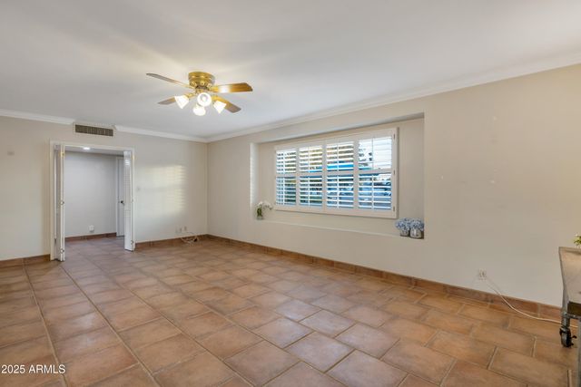 3542 E CAMELBACK Road, Phoenix, AZ 85018