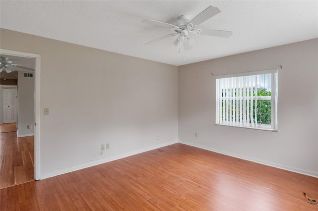 1217 S Lakes End Dr A1, Fort Pierce, FL 34982