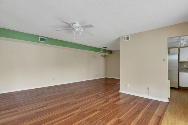 1217 S Lakes End Dr A1, Fort Pierce, FL 34982