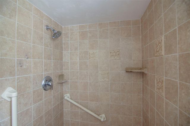 1217 S Lakes End Dr A1, Fort Pierce, FL 34982