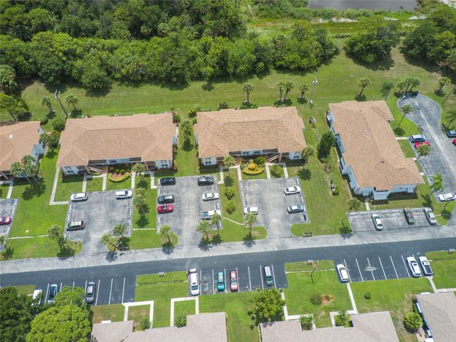 1217 S Lakes End Dr A1, Fort Pierce, FL 34982