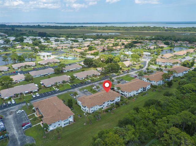 1217 S Lakes End Dr A1, Fort Pierce, FL 34982