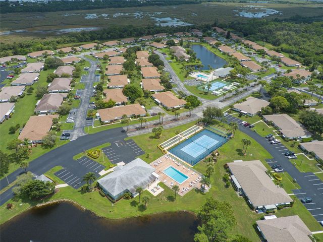 1217 S Lakes End Dr A1, Fort Pierce, FL 34982