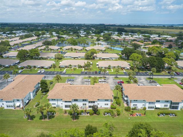 1217 S Lakes End Dr A1, Fort Pierce, FL 34982