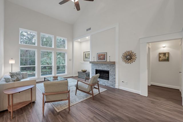 198 Lattice Gate Street, The Woodlands, TX 77382