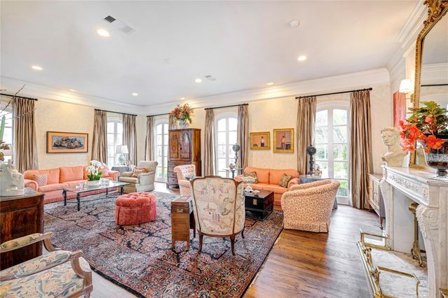 3744 Inwood Drive, Houston, TX 77019