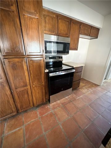 6106 Orangewood Dr, Corpus Christi, TX 78412