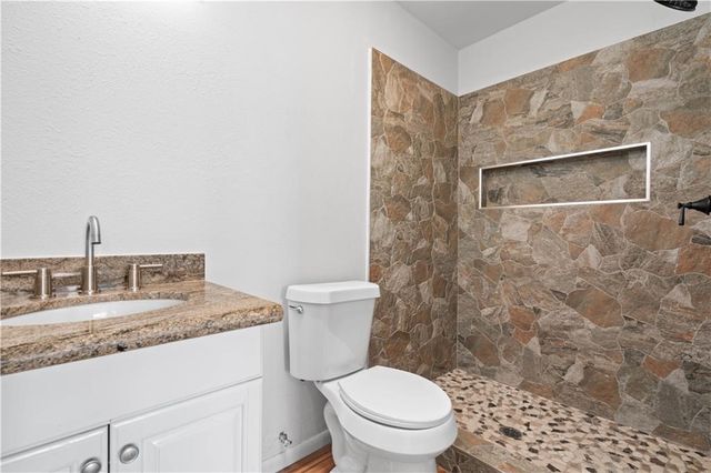 6106 Orangewood Dr, Corpus Christi, TX 78412