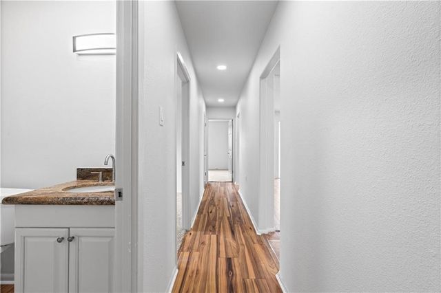 6106 Orangewood Dr, Corpus Christi, TX 78412