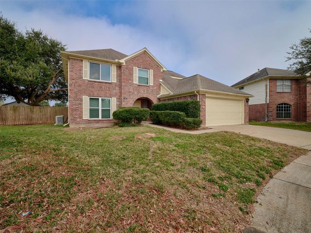 4801 E Columbary Drive, Rosenberg, TX 77471