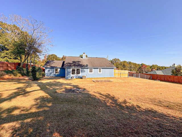 104 Rolling Pines Drive, Enterprise, AL 36330