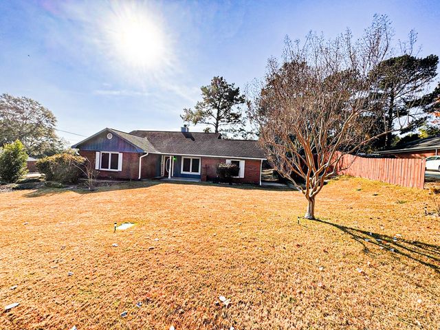 104 Rolling Pines Drive, Enterprise, AL 36330